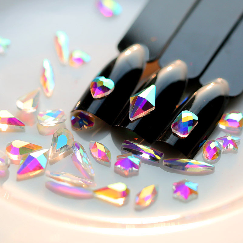 nail rhinestone