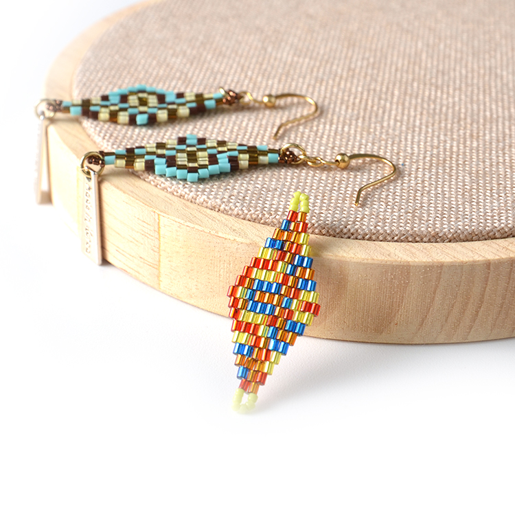 seed beads pendant
