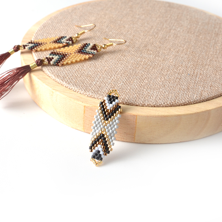 seed bead pendant